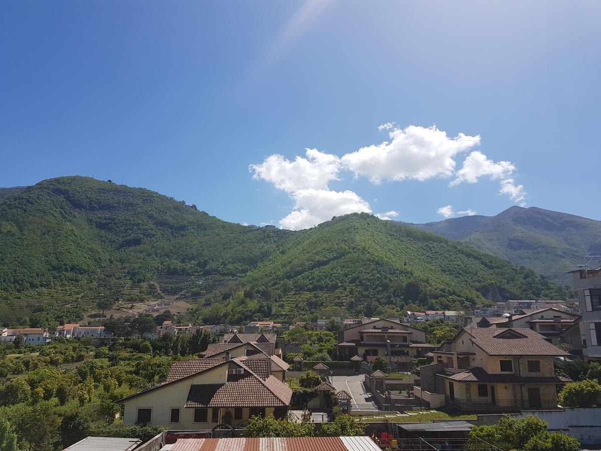 Hotel Degli Amici Sant'Egidio del Monte Albino Extérieur photo