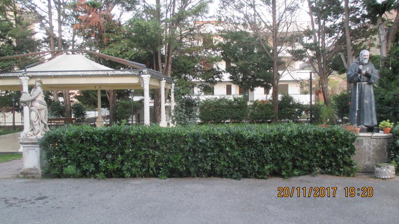 Hotel Degli Amici Sant'Egidio del Monte Albino Extérieur photo